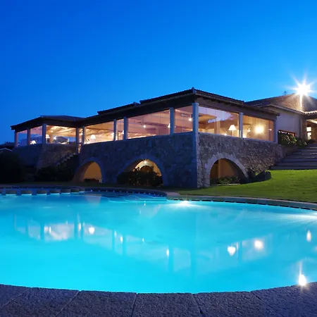 Otel Due Lune Puntaldia & Golf San Teodoro (Sardinia)