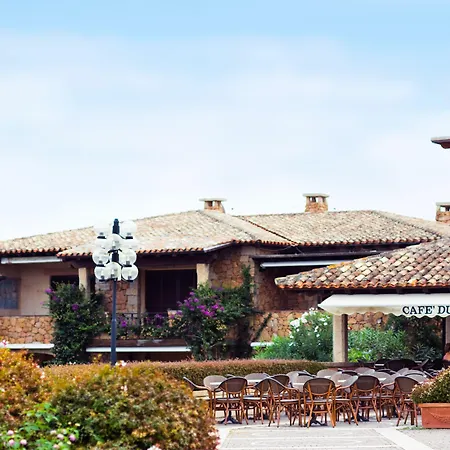 Otel Due Lune Puntaldia & Golf 5*