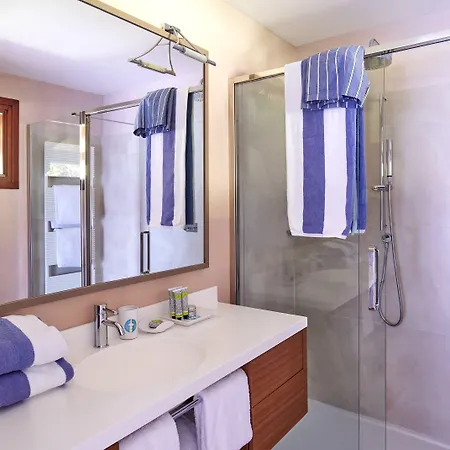 Due Lune Puntaldia & Golf Otel San Teodoro (Sardinia)