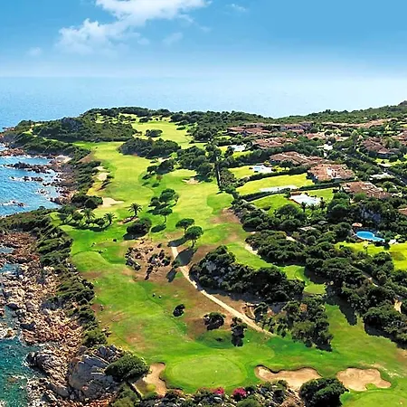 Due Lune Puntaldia & Golf 5*