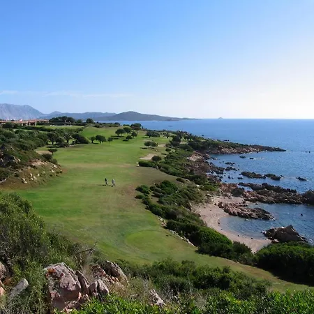 Due Lune Puntaldia & Golf San Teodoro (Sardinia)