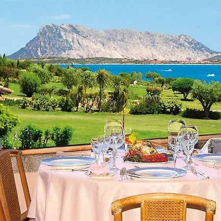 Due Lune Puntaldia Resort&golf 5* San Teodoro (Sardinia)