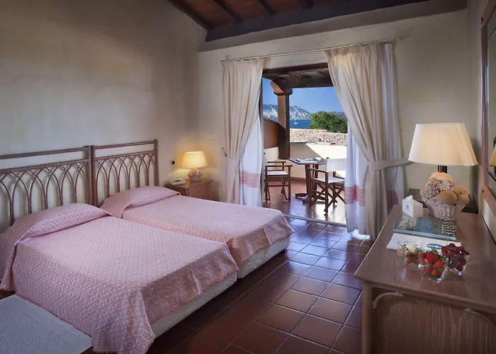 Due Lune Puntaldia & Golf Hotel San Teodoro (Sardinia)