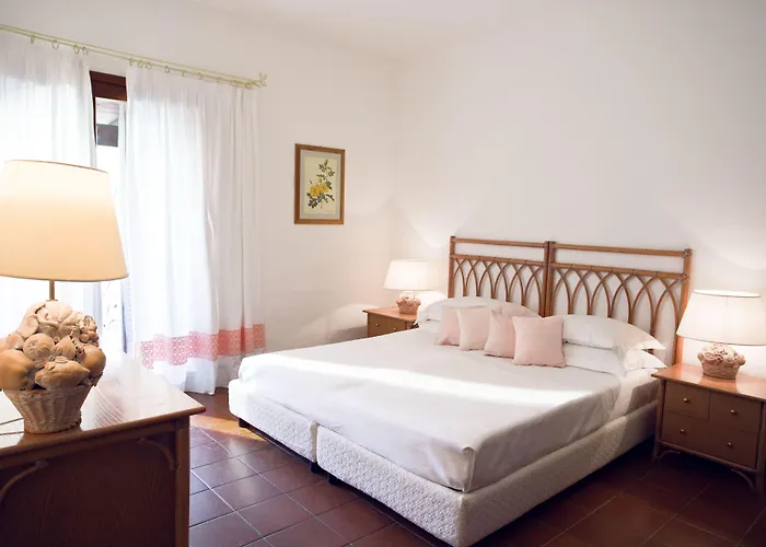 Hotel Due Lune Puntaldia & Golf San Teodoro (Sardinia)