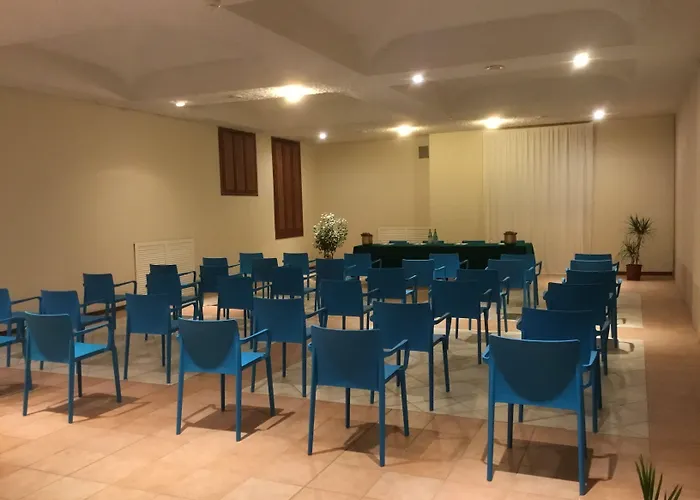 酒店 Due Lune Puntaldia & Golf 圣特奥多罗