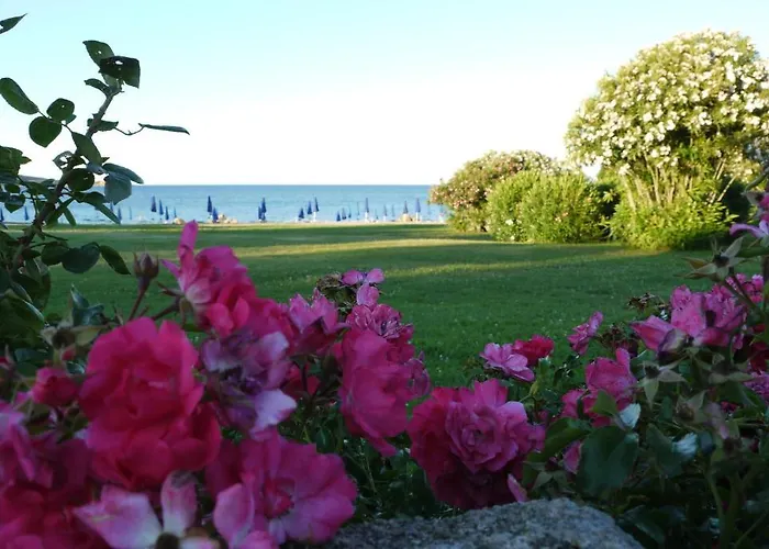 Due Lune Puntaldia & Golf 酒店 5*