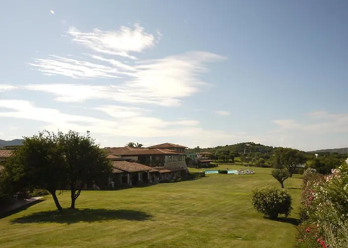 Due Lune Puntaldia & Golf 酒店 5*