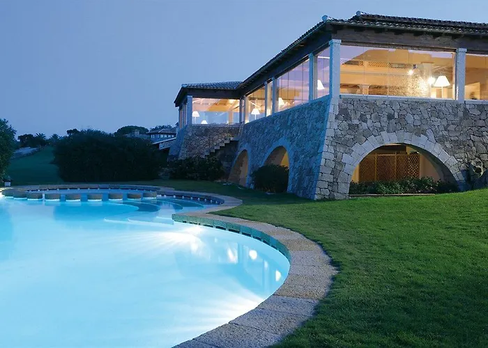 Due Lune Puntaldia & Golf 酒店